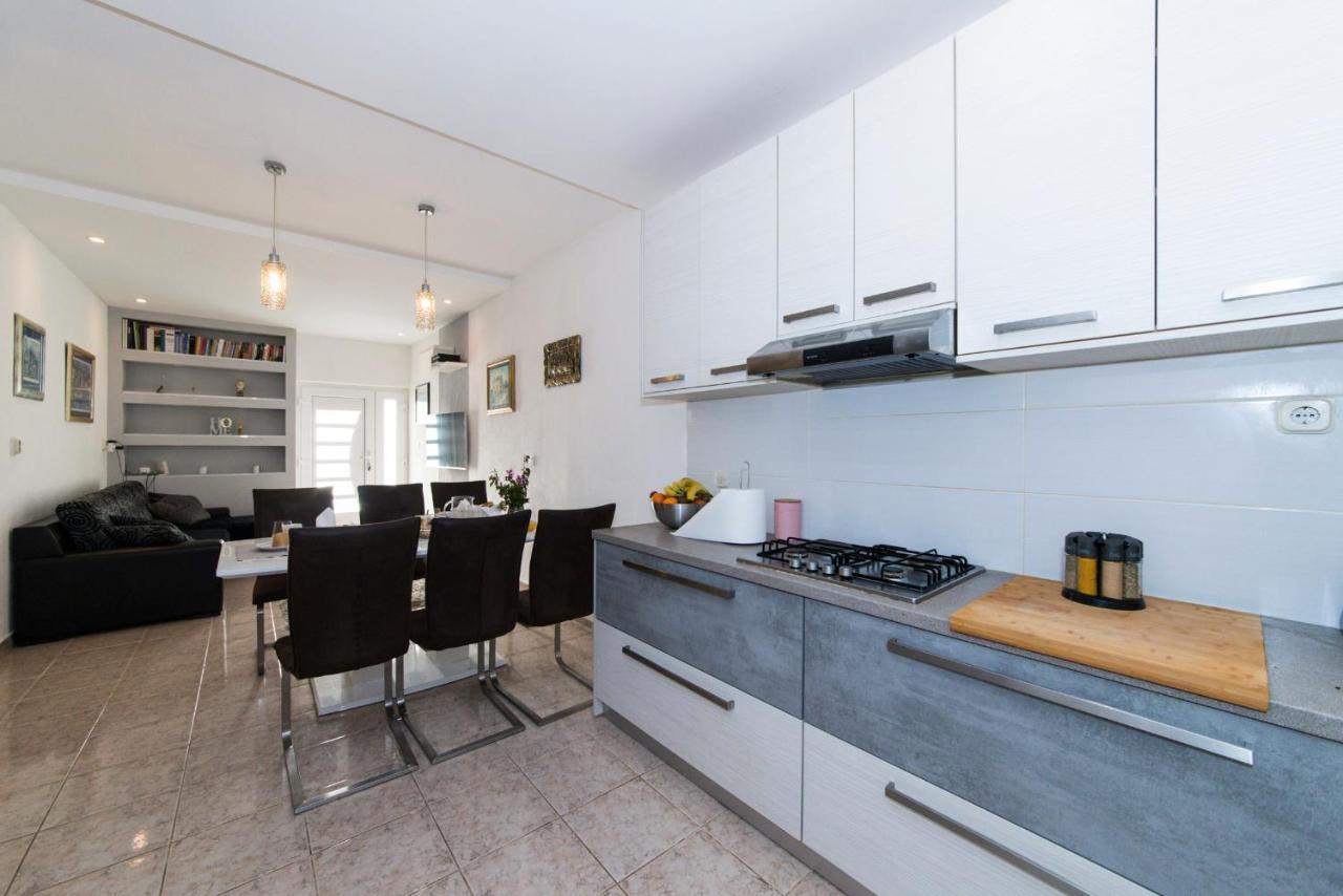 Apartman Luka Vila Vesa Promajna With Jacuzzi & Garden Lejlighed Eksteriør billede
